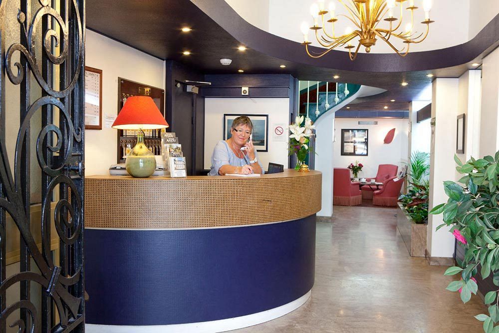 Hotel Suzane Angers Exteriér fotografie
