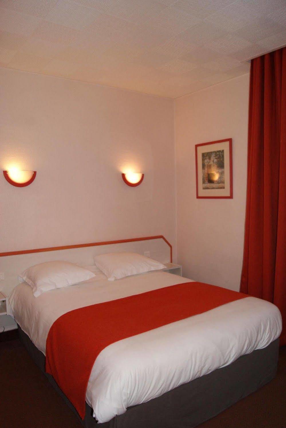Hotel Suzane Angers Exteriér fotografie